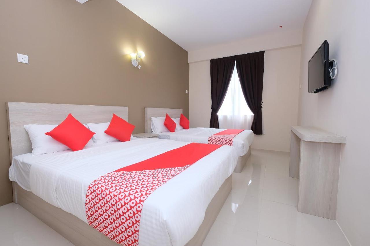 Super Oyo 43935 Mancalin Hotel Kuantan Bagian luar foto