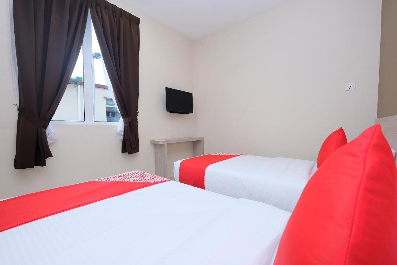Super Oyo 43935 Mancalin Hotel Kuantan Bagian luar foto